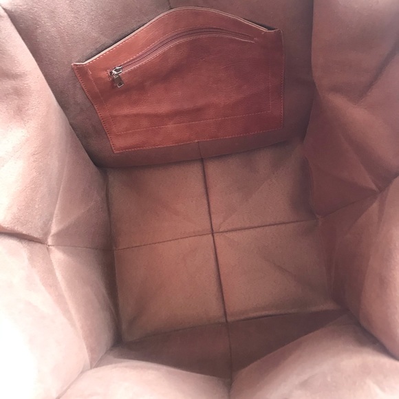 Navy Portfolio/Large hobo bag.Not genuine leather - Picture 9 of 9